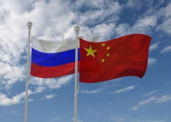 Russia Explores Yuan Loans: Finance Minister Reveals Talks with China