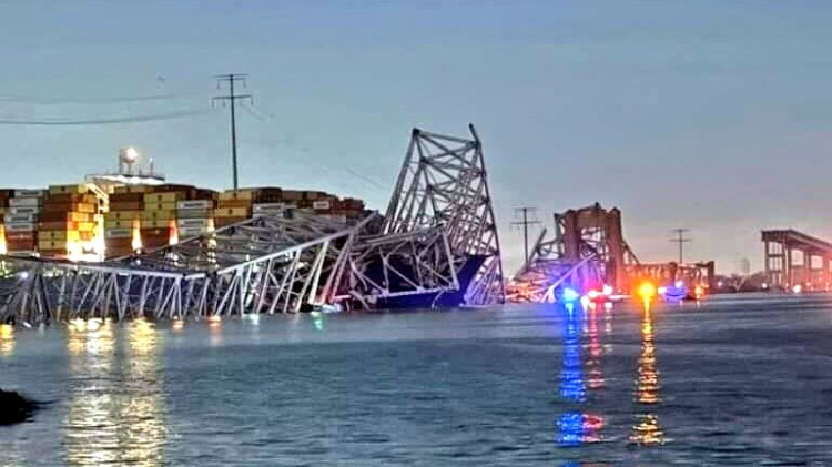 Baltimore Bridge Breaks After Ship Crash, ‘Mass Casualties’ Feared