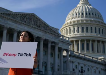 US Lawmakers Pass Bill Targeting TikTok Ownership Amidst National Security Concerns
