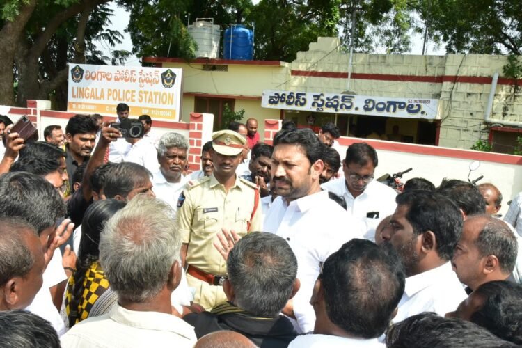 YS Avinash Reddy Demands Action for Lingala Farmers After Motor Cable Theft Incidents