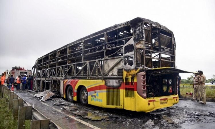 Hyderabad–Nellore Sleeper Bus Catches Fire on NH-65; All Passengers Evacuated Safely