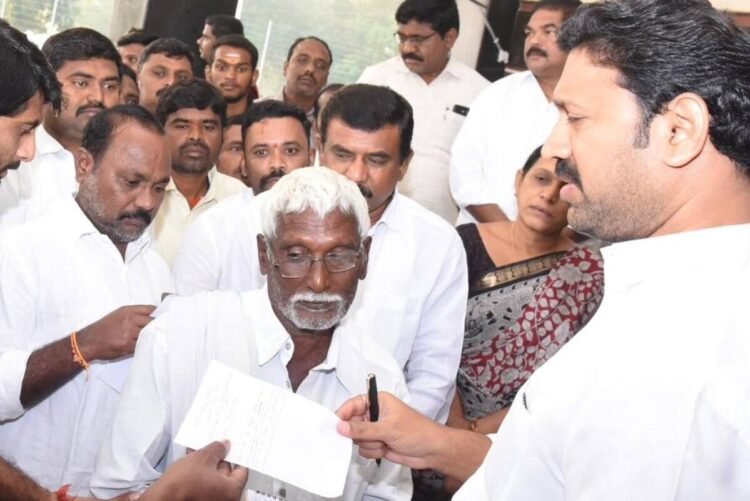 Avinash Ensures Rapid Medical Grievance Response System for Critical Patients