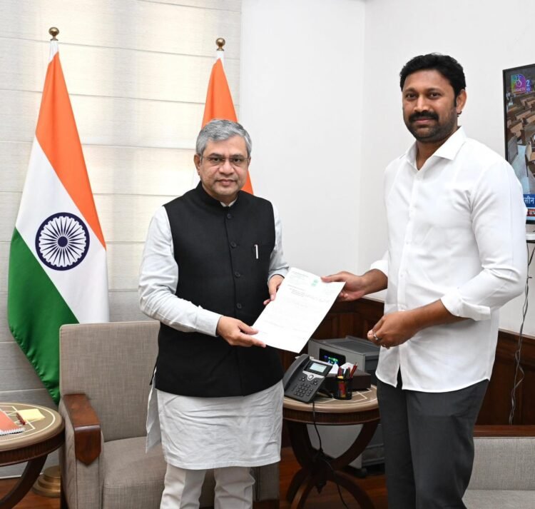 YS Avinash Reddy Seeks Enhanced Rail Connectivity to Improve Transport in Kadapa