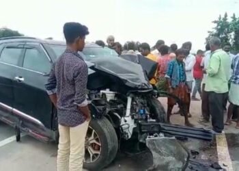 Two Killed in Road Accident on NH-44 Near Pamidi, Anantapur District