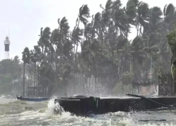 Cyclone Ditwah Triggers School Closures in Southern India