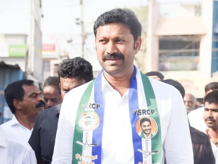 YS Avinash Reddy’s Grassroots Interaction Reflects People-Centric Leadership